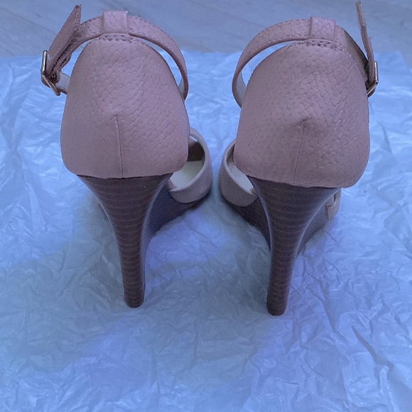 Steven - Picture 5 of 5